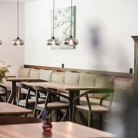 Hotel Garni-hotel Der Forsterhof 4*